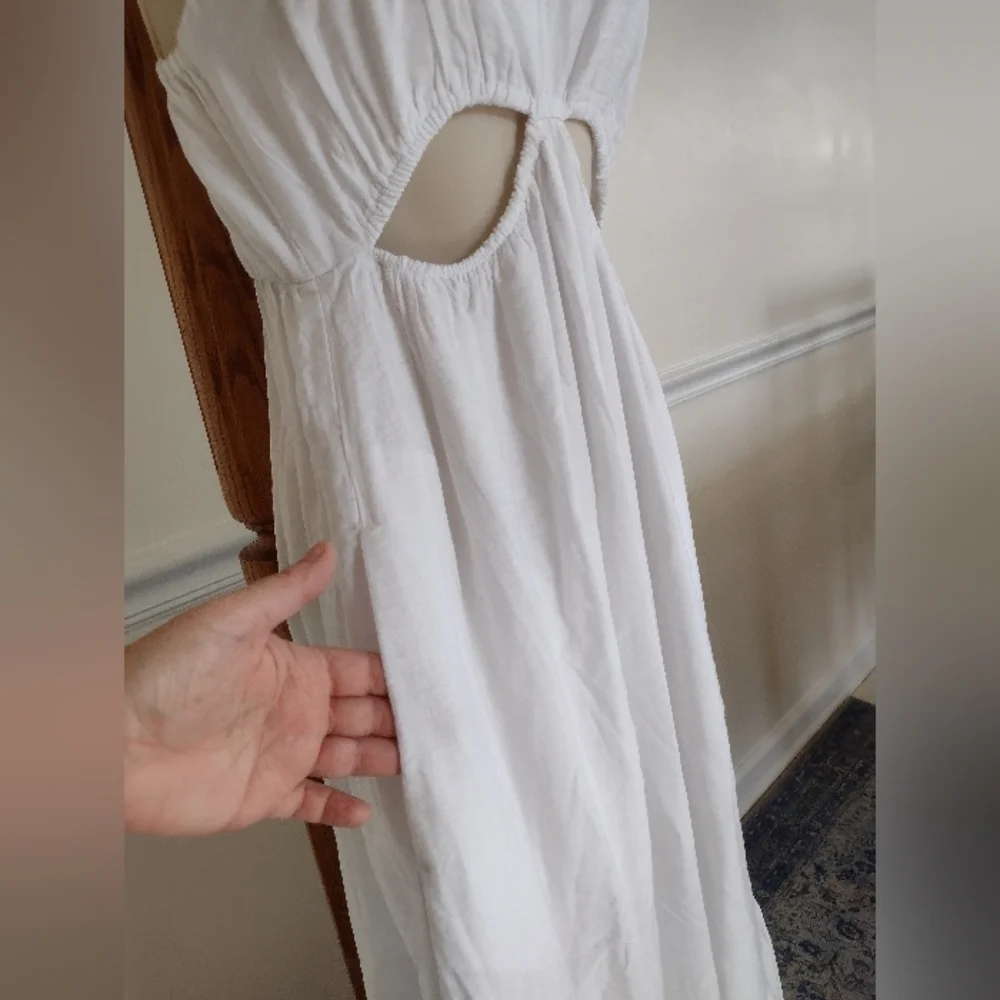 Abercrombie & Fitch White Maxi Beachy Flowy Cotton Summer Dress Size XS Tall